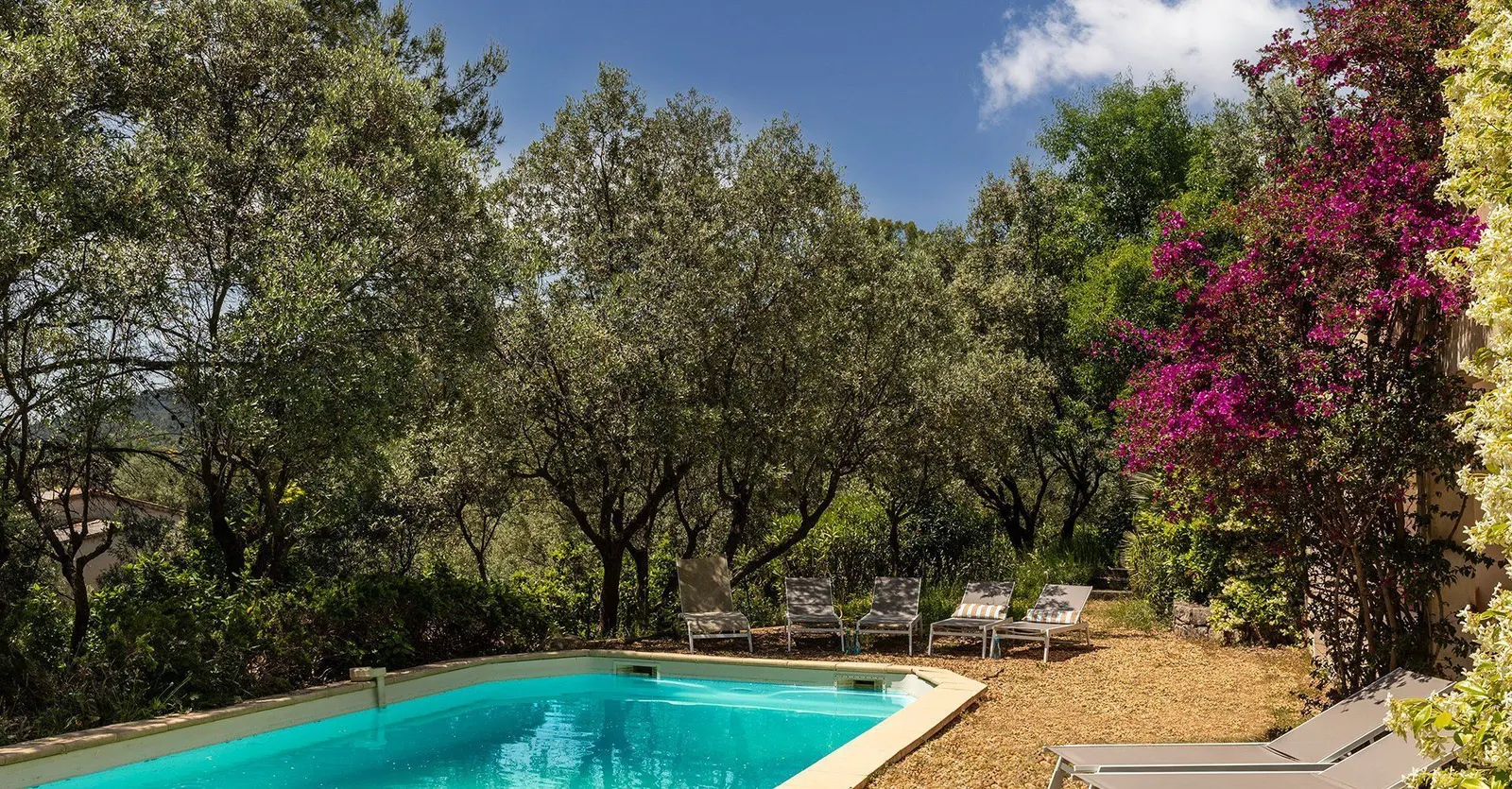 Maison de vacances avec piscine privée près de Callas